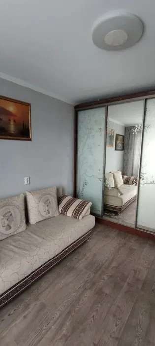 Срочно!!! Сдам 1 кв ТРК Украина Юбилейный 4500 гр.