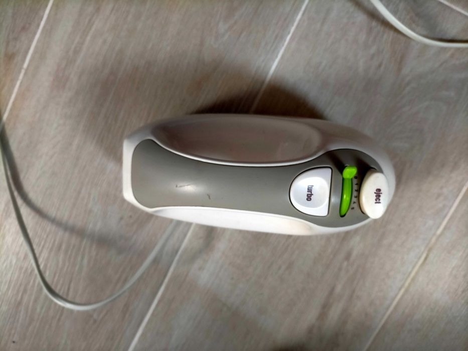 Batedeira SEB "Prep line" (linha branca da marca TEFAL )