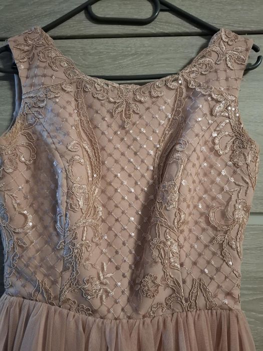 Sukienka elegancka
