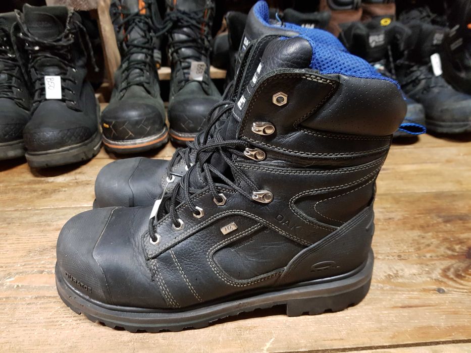 Buty robocze DAKOTA rozm 45 wkł 30 cm S3