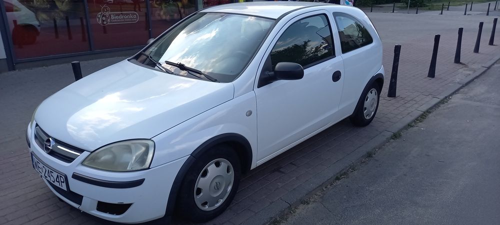 Opel Corsa C 1.2 Twinport 80 km 2006 r. Z HAKIEM