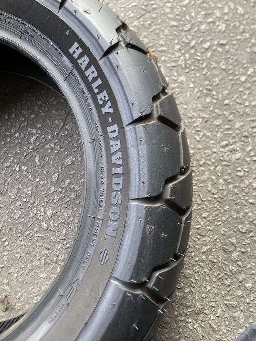 Pneu de Mota 180/70B16 Dunlop D429 Harley-Davidson
