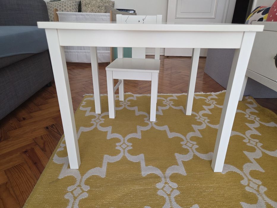 Mesa +cadeira para criança Ikea