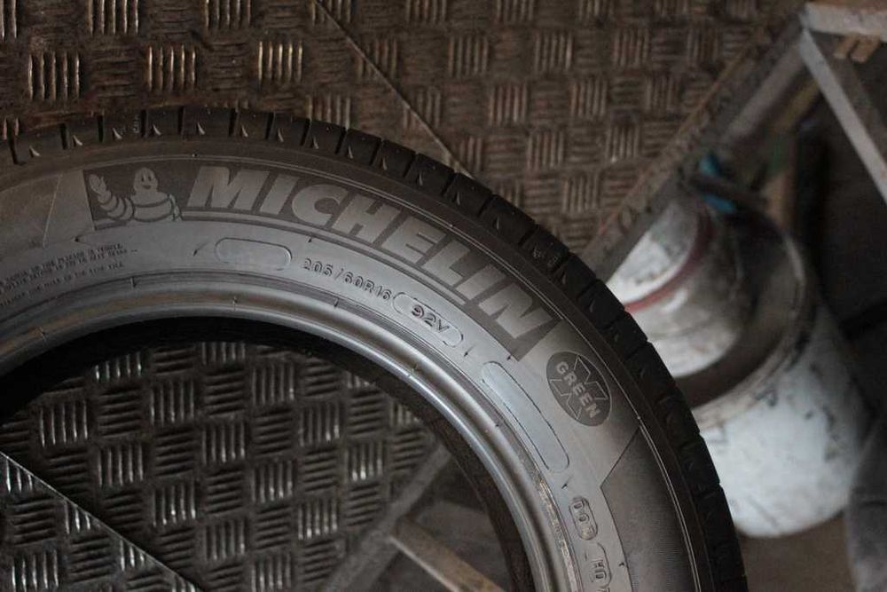 205/60/16 Michelin Energy Saver 205/60 R16