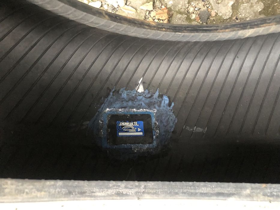 Продам пару зимней резины TOYO Japan 215/65 R16