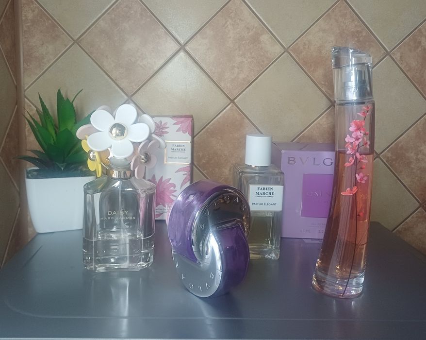 Духи  Prada, YSL, Kenzo, Bulgari, Mark Jacob's...