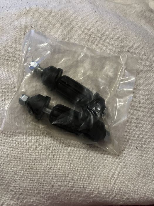 łącznik stabilizatora Ford Focus 2 sztuki