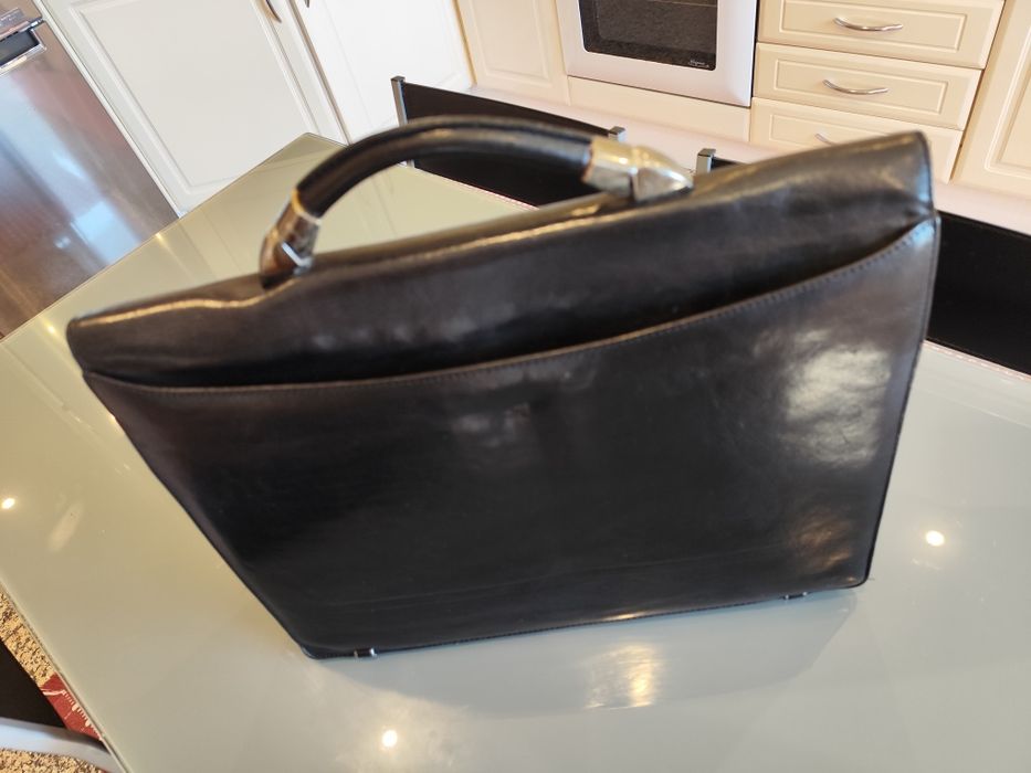 Pasta / Mala executiva elegante homem em pele mafli