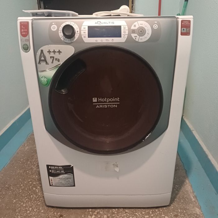 Пральна машина Hotpoint-Ariston 7кг