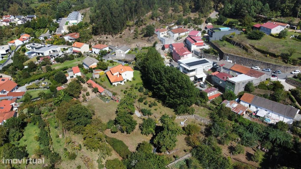 Moradia T5+1 em Ruilhe - 2680m2 de Terreno Privado