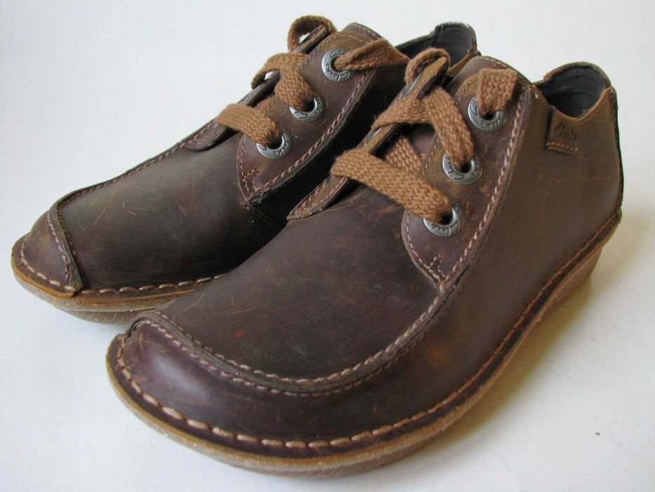 Мешти CLARKS Funny Dream Туфлі EU38 Leather brown
