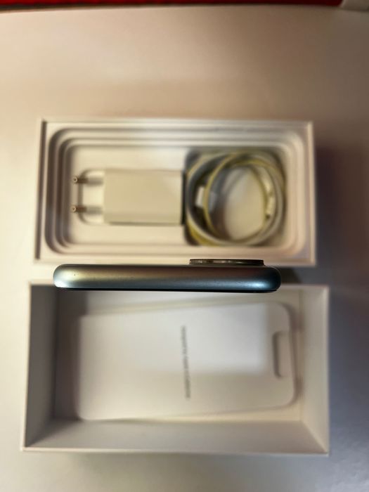 iPhone 11 64Gb | Caixa original + Carregador