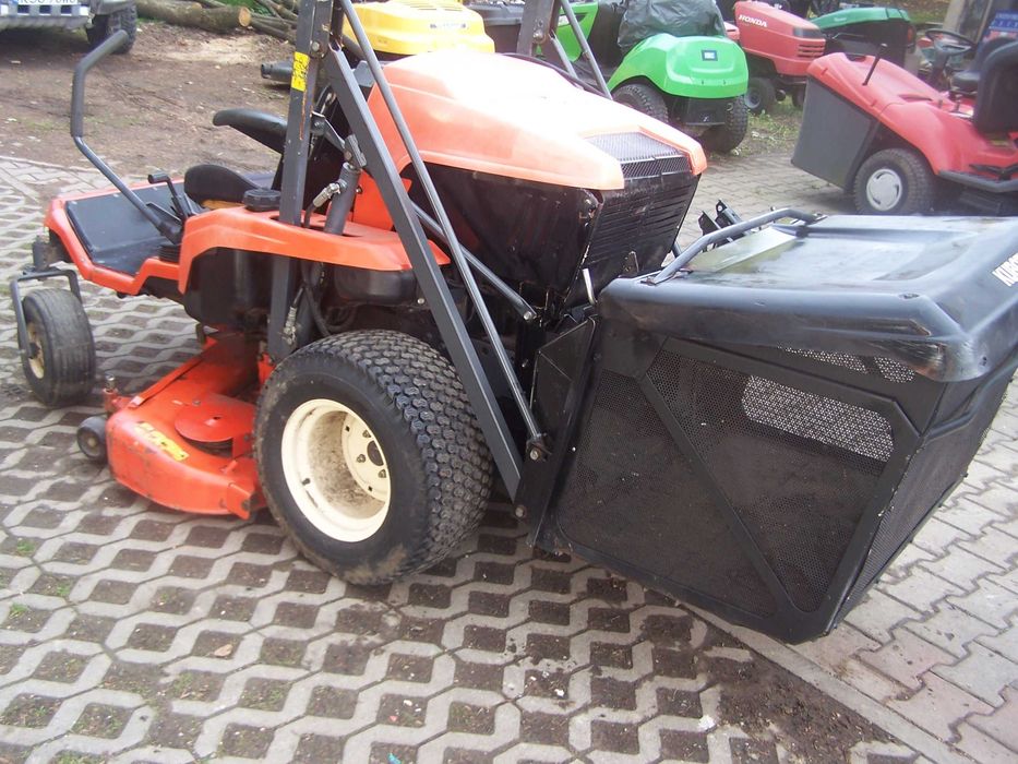 Kubota GZD 21 diesel 21KM wysoki wysyp,zero skręt,kosz 500L