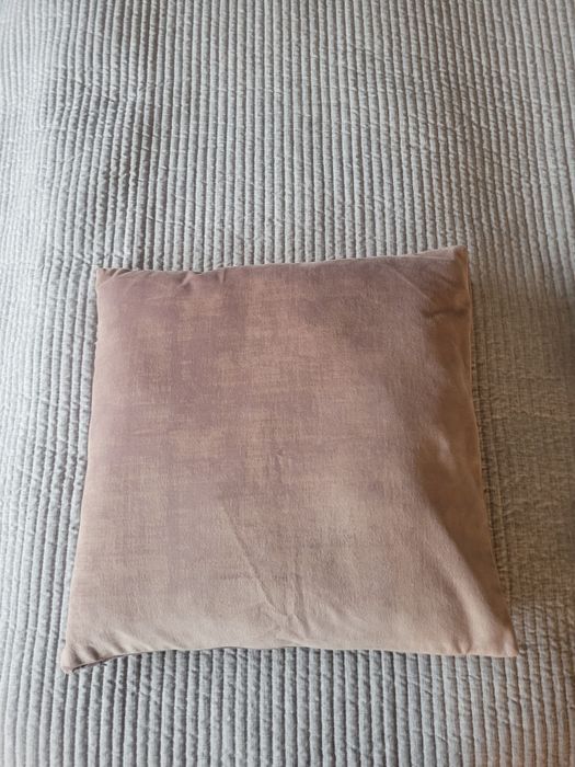 Welurowe  poszewki na poduszki