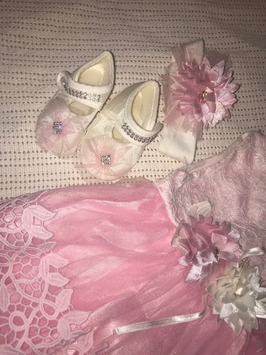 Святкова сукня на 1 рік з пов’язкою і пінетками