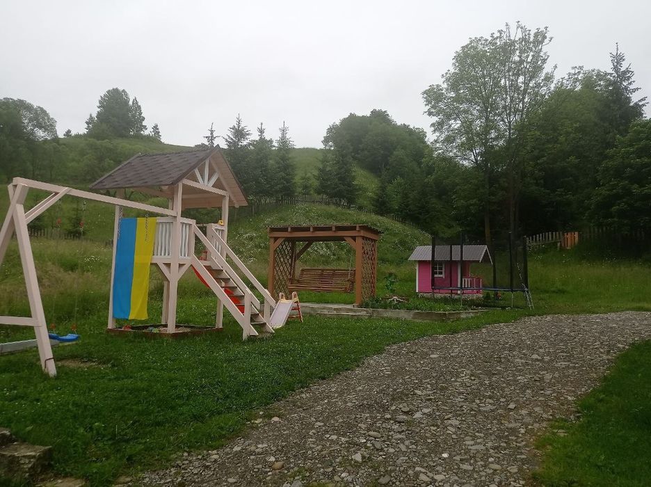 Проживання, відпочинок в Карпатах Буковель Лазещина Говерла