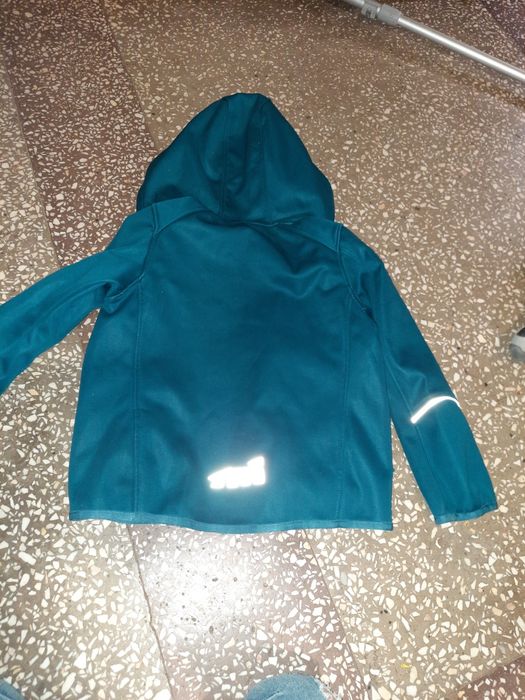 Kurtka softshell chłopięcy 122/128
