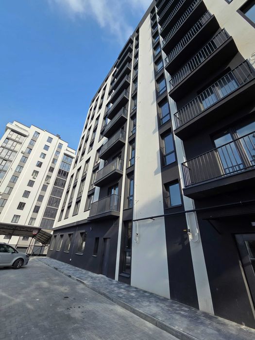 Здана видова квартира в центрі