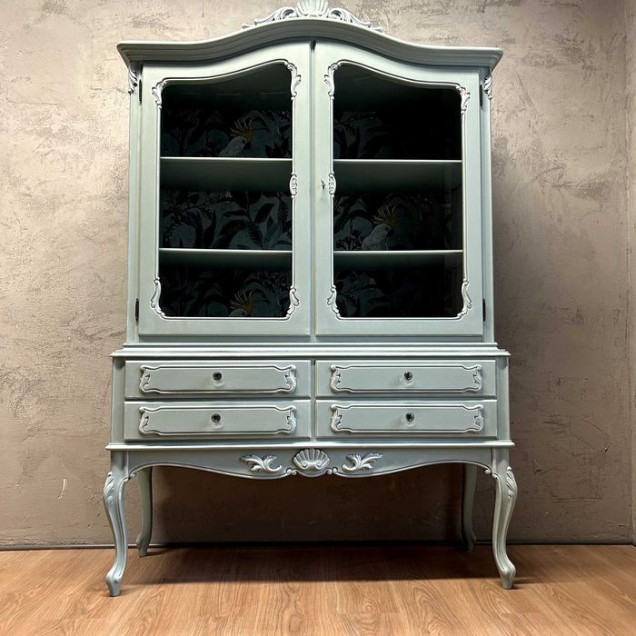 071225 Witryna Ludwikowska w kolorze niebieskozielonym po metamorfozie