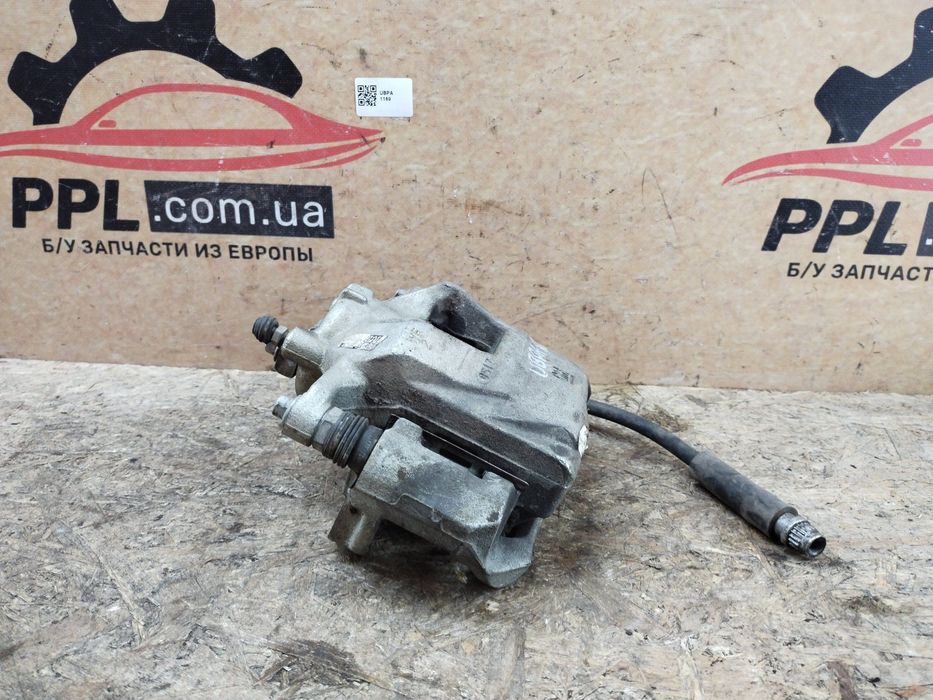 Chevrolet Aveo T300 Sonic 11-20 седан Суппорт передний правый 13301190