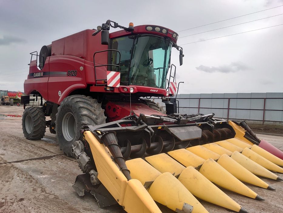 Комбайн  Caselll,