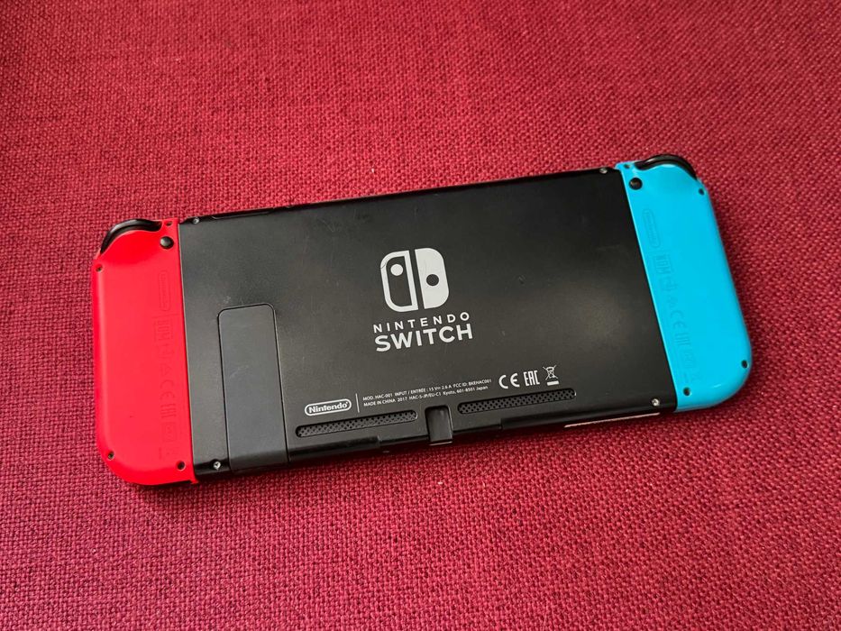 Nintendo Switch + dużo gier RCM (wczesny rocznik)