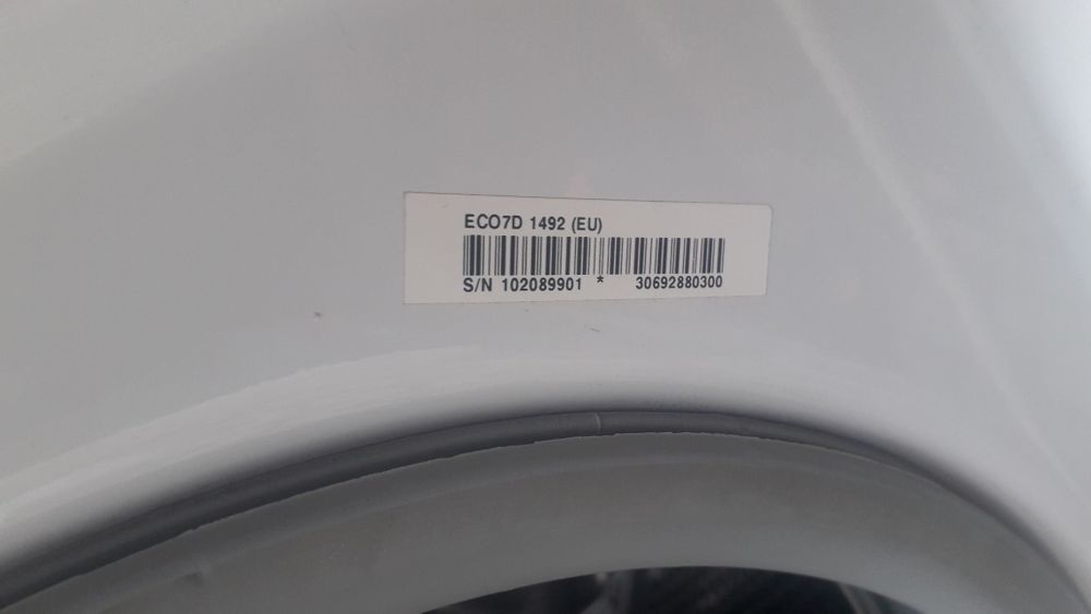 Pralka hotpoint ariston. Uszkodzona.