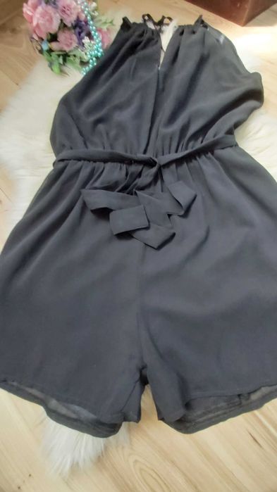 Kombinezon krótki