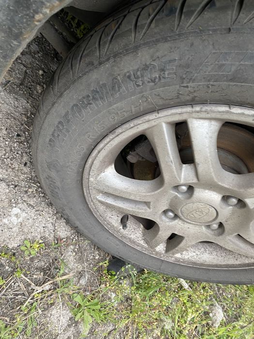 Комплект колес 5шт с резиной на Kia Cerato оригинал без ремонта Днепр