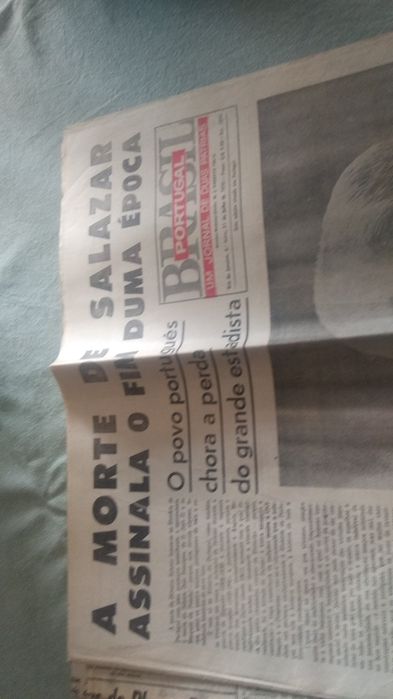 Jornais e revistas sobre a morte de António Oliveira Salazar