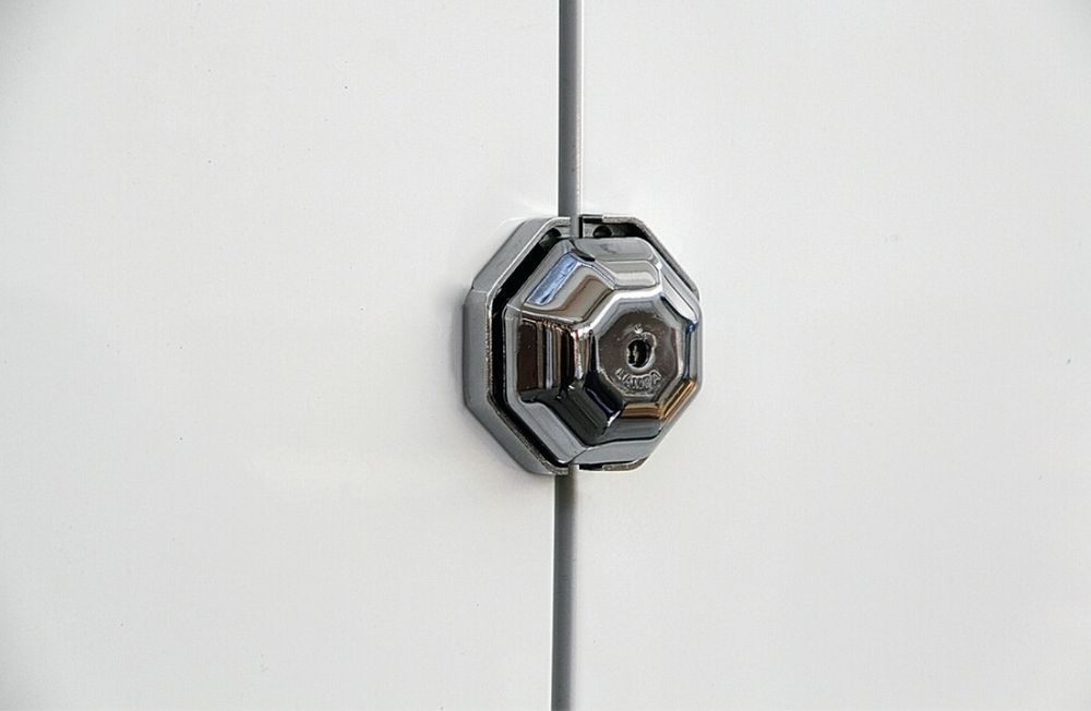 Fechadura Adicional p/ Veículos Comerciais