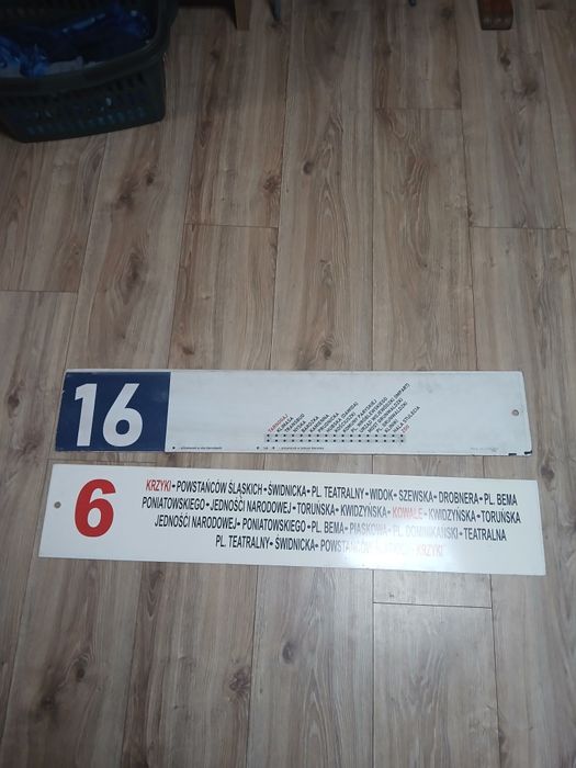 Dwie tablice Mpk wrocław lini nr 6 i nr 16