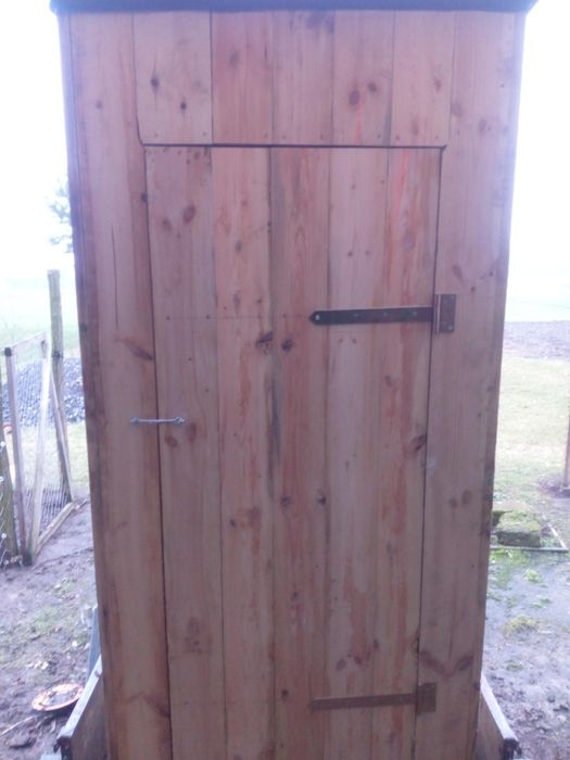 WC na budowę lub działkę