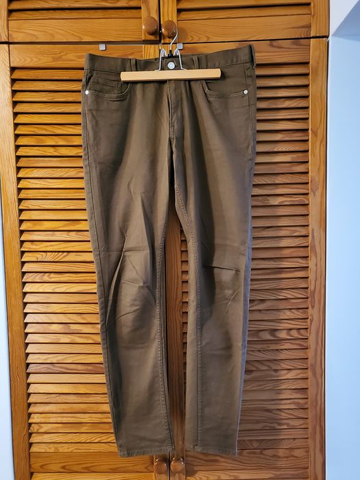 Męskie spodnie brązowe