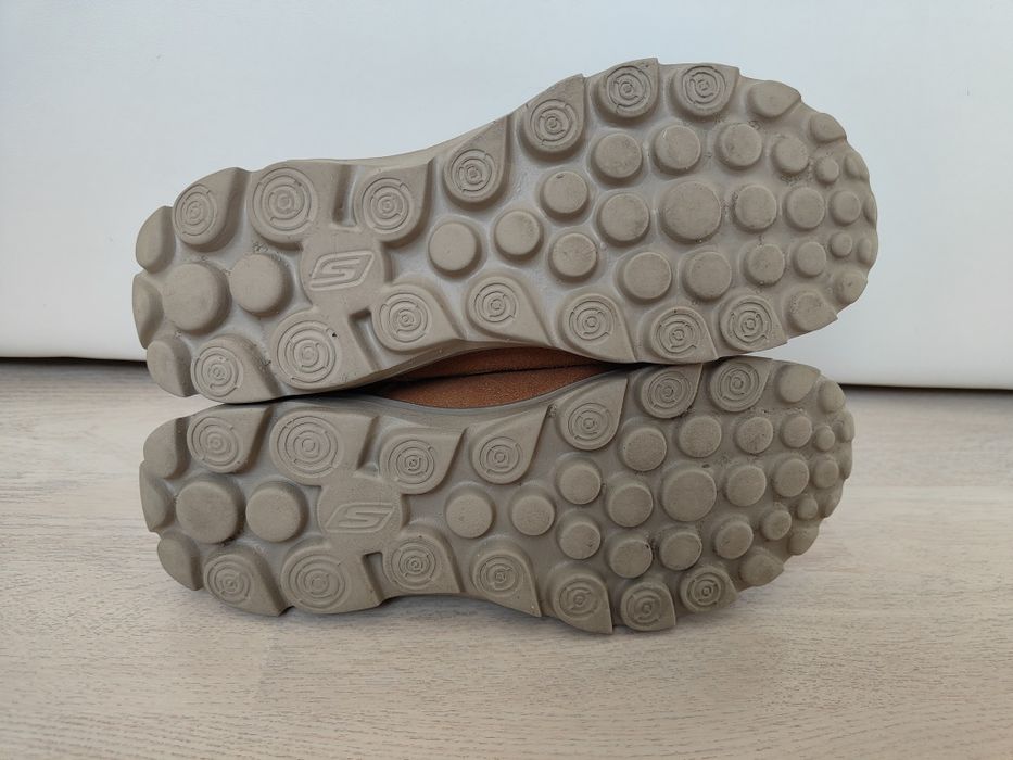 Чоботи Skechers. Ідеальний стан