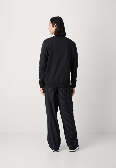 Bluza czarna z logo Nike L