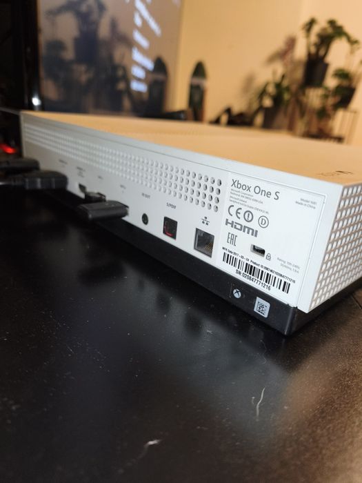 Xbox one s myszka klawiatura słuchawki