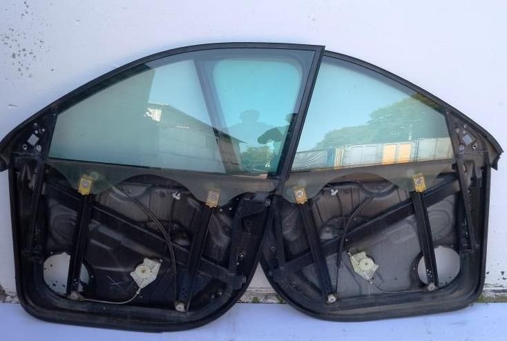 Стеклоподъемник Volkswagen Touareg склопідйомник Стеклоподьемник