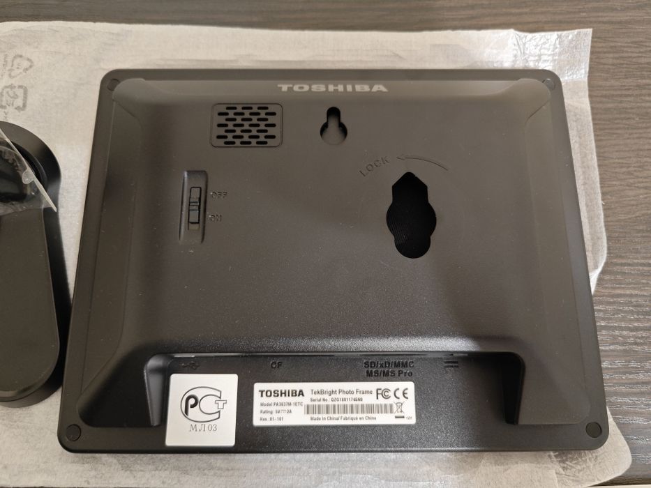 Фоторамка Toshiba (Model: PA3637M-1ETC).
