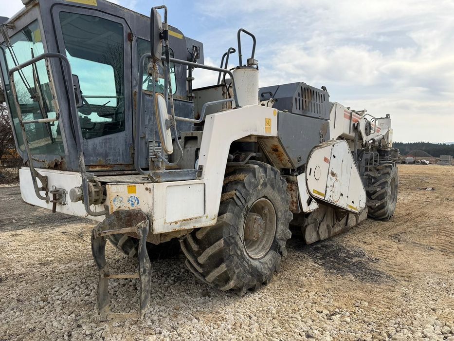 Wirtgen WR 2000  Wirtgen WR 2000