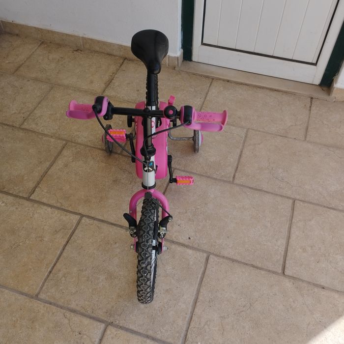 Bicicleta menina 3 a 5 anos