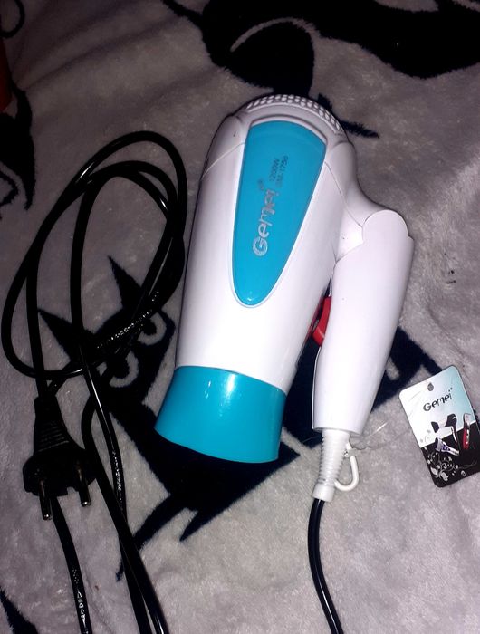 Продам новый фен.