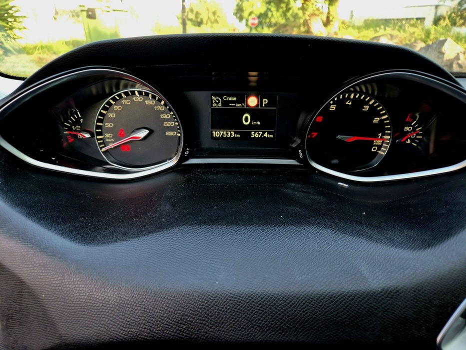 Peugeuot 308 Allure 1.2 PureTech 130Cv