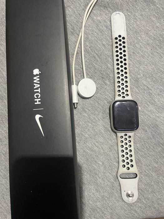 Apple Watch Series 7Nike –45mm|Excelente estado|Caixa + bracelete Nike