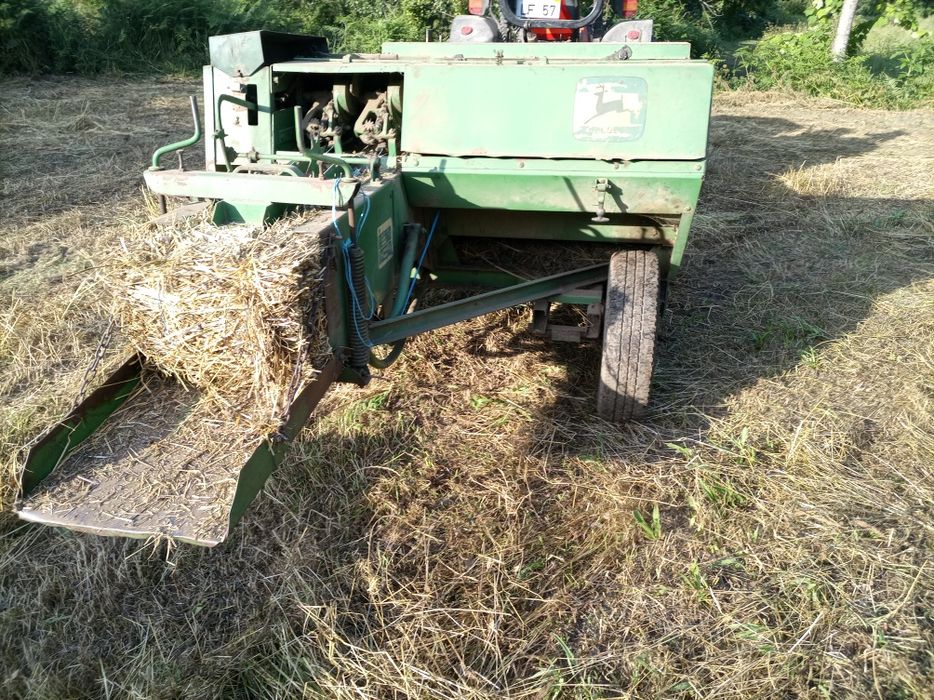 Enfardadeira John deere 219
