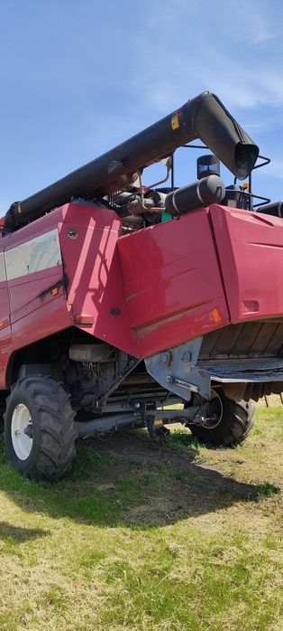 Продам комбайн КЗС 1218