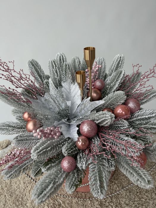 Новорічний декор, новорічна композиція