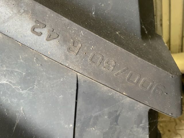 Opony 900/60/42 Trelleborg TM900