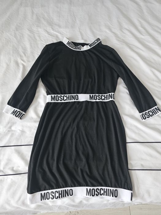 Sukienka MOSCHINO