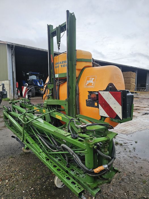Opryskiwacz zawieszany Amazone UF 1000l pełna hydraulika